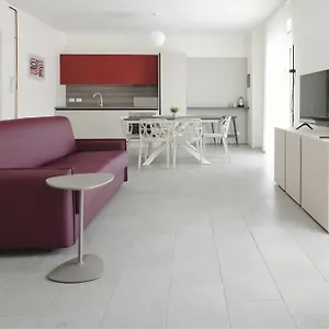  Apartment Joivy Charming Flats In The Heart Of Porta Nuova