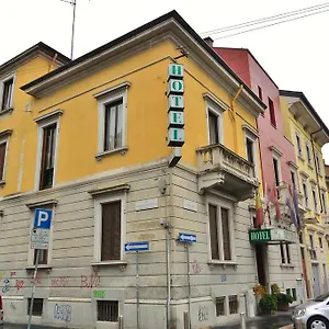 Szálloda Trentina, Milánó